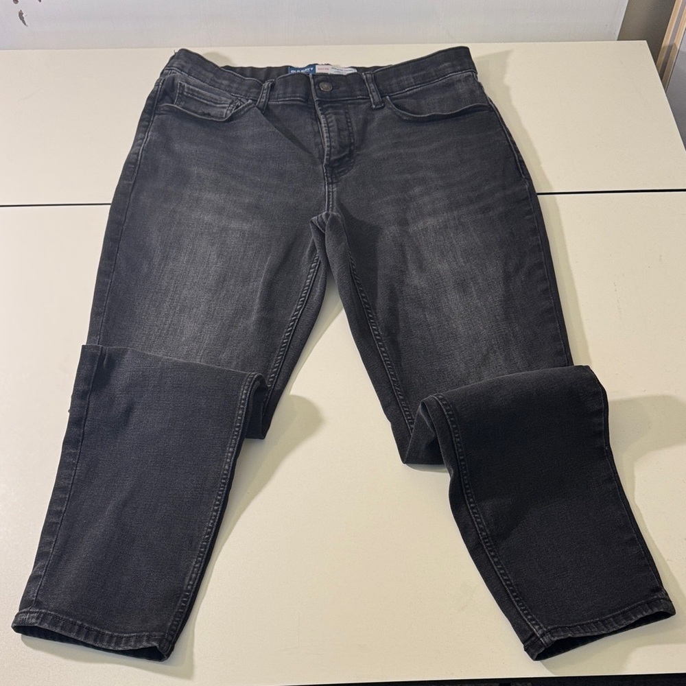 Old Navy Men’s Black Athletic Taper Jeans